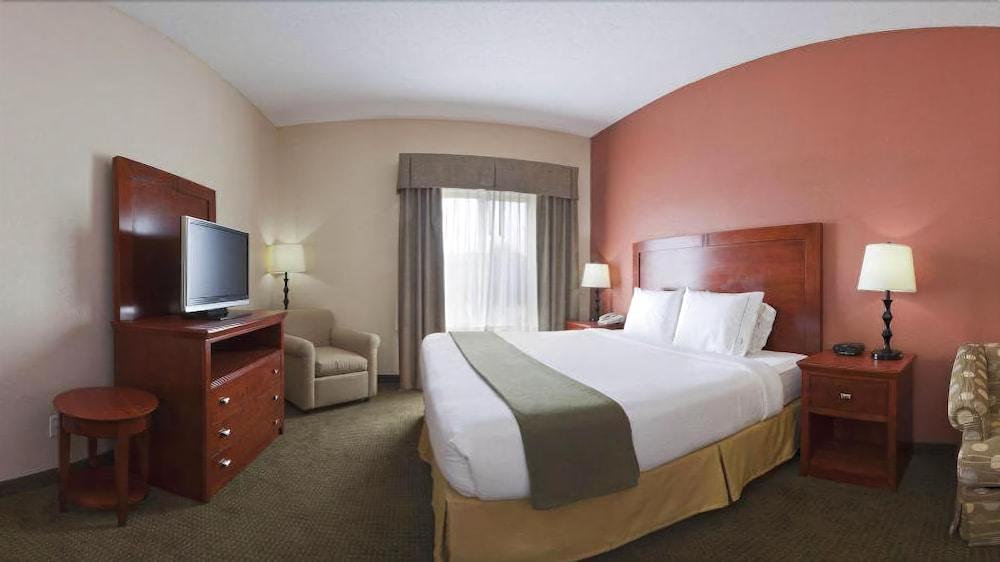Holiday Inn Express Hotel & Suites Bedford By Ihg Exteriér fotografie