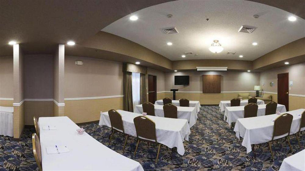Holiday Inn Express Hotel & Suites Bedford By Ihg Exteriér fotografie