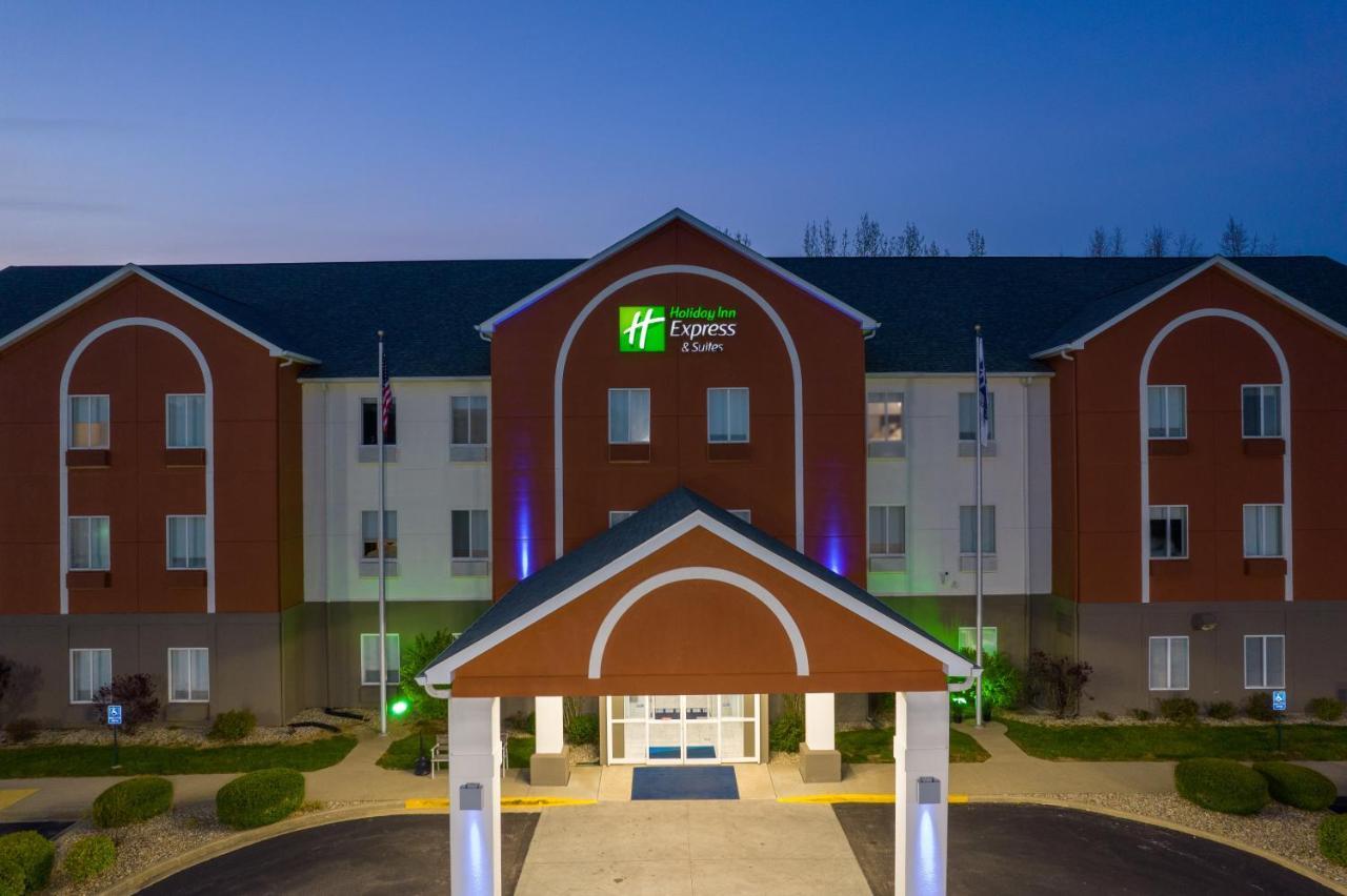 Holiday Inn Express Hotel & Suites Bedford By Ihg Exteriér fotografie