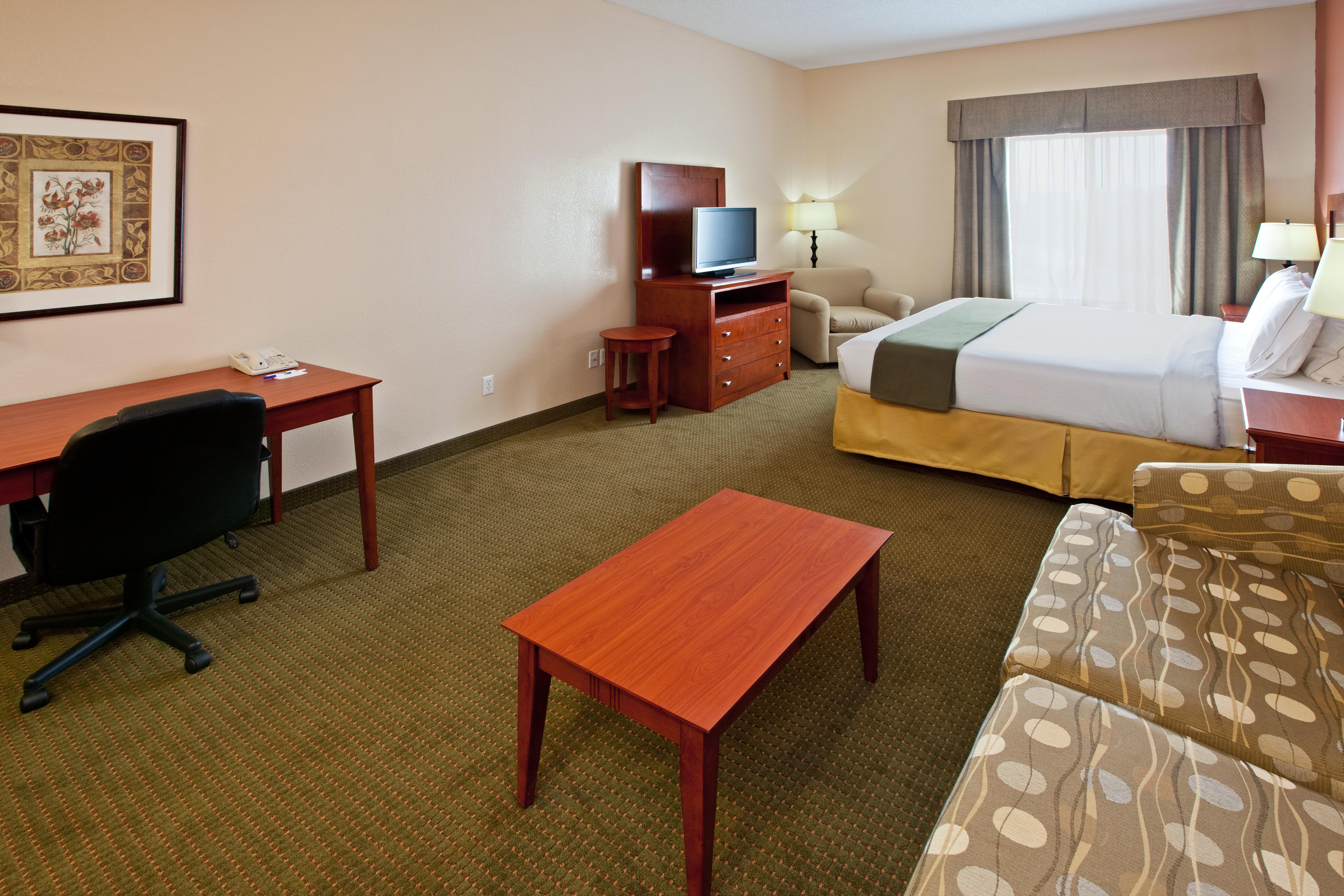 Holiday Inn Express Hotel & Suites Bedford By Ihg Exteriér fotografie