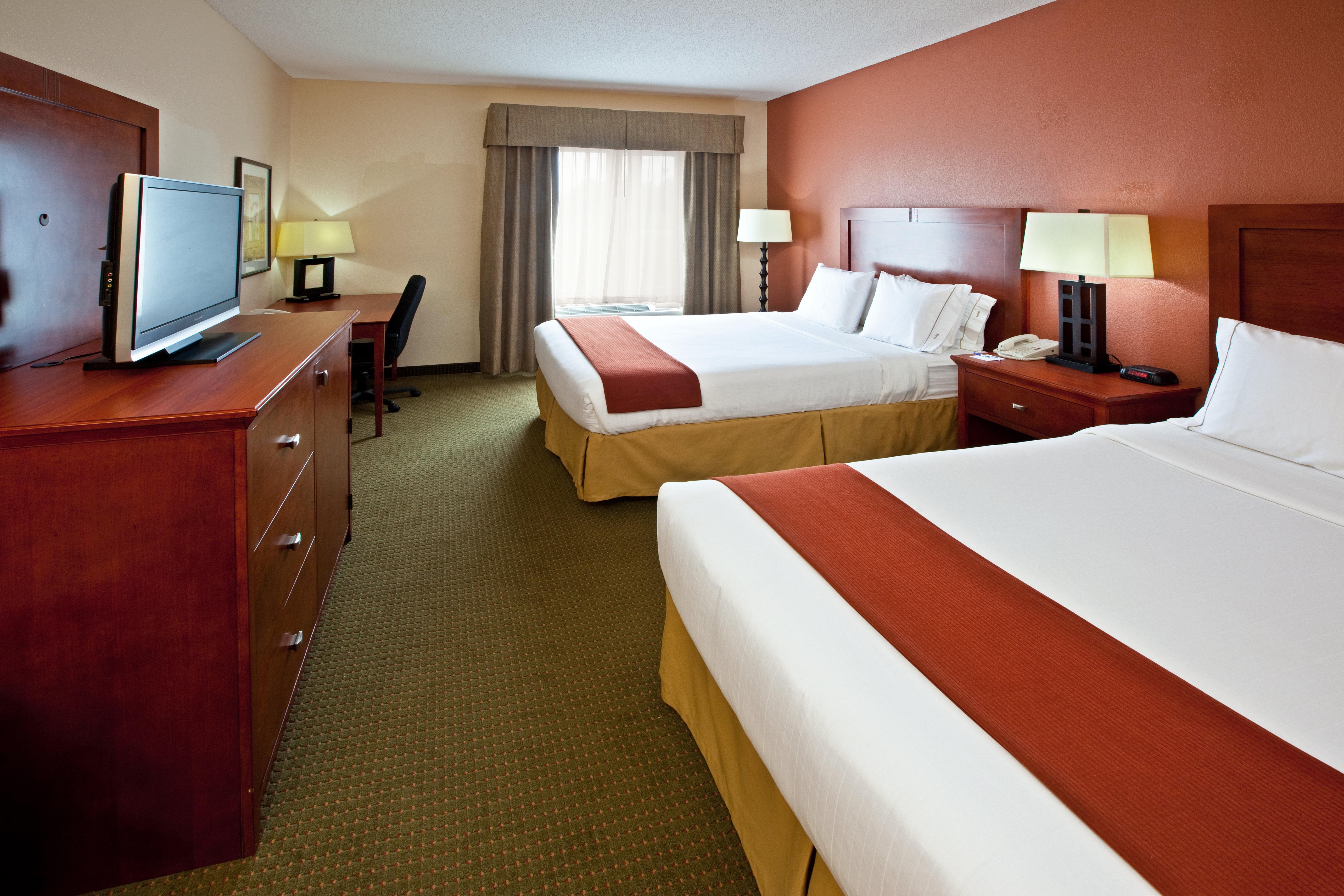 Holiday Inn Express Hotel & Suites Bedford By Ihg Exteriér fotografie