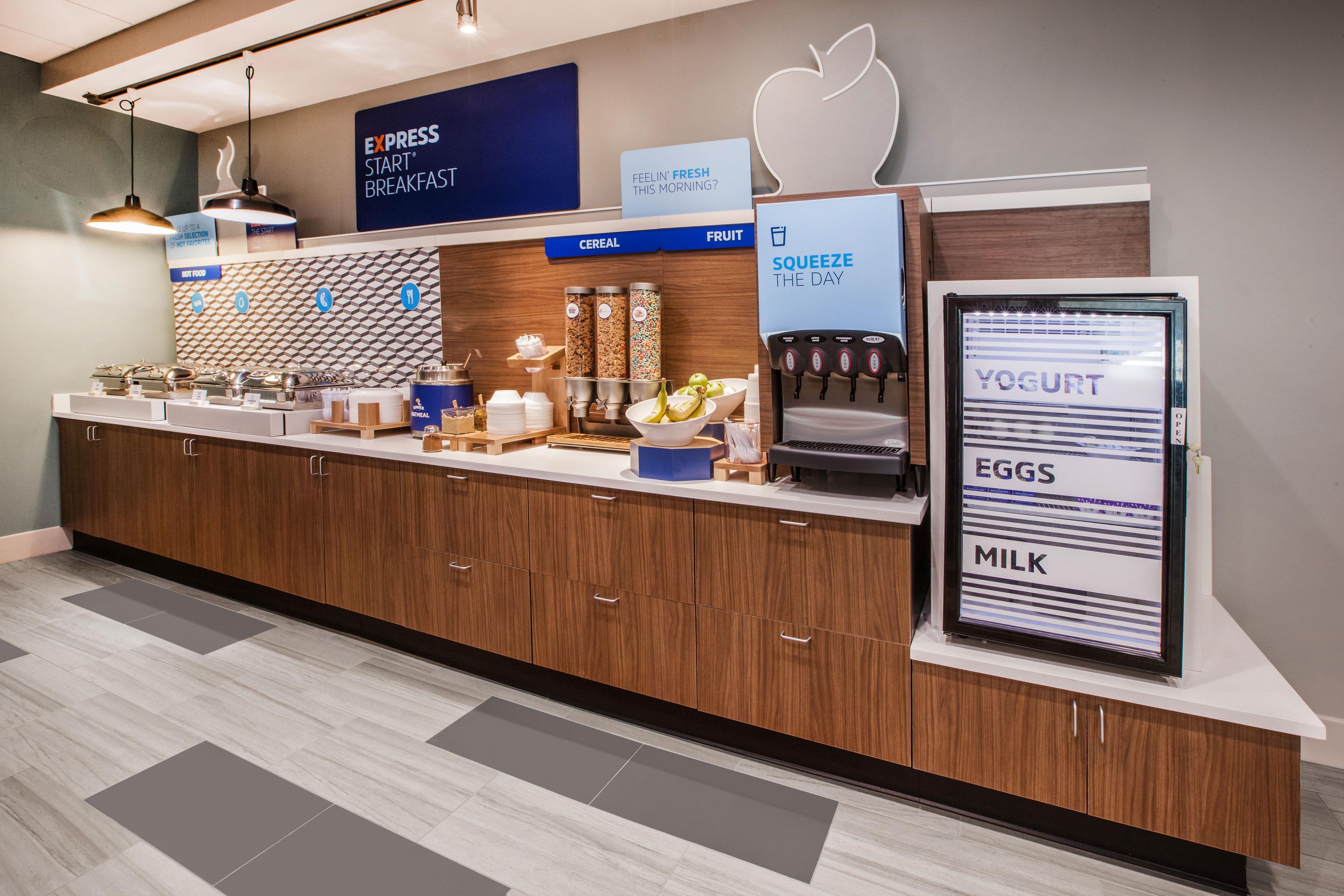 Holiday Inn Express Hotel & Suites Bedford By Ihg Exteriér fotografie