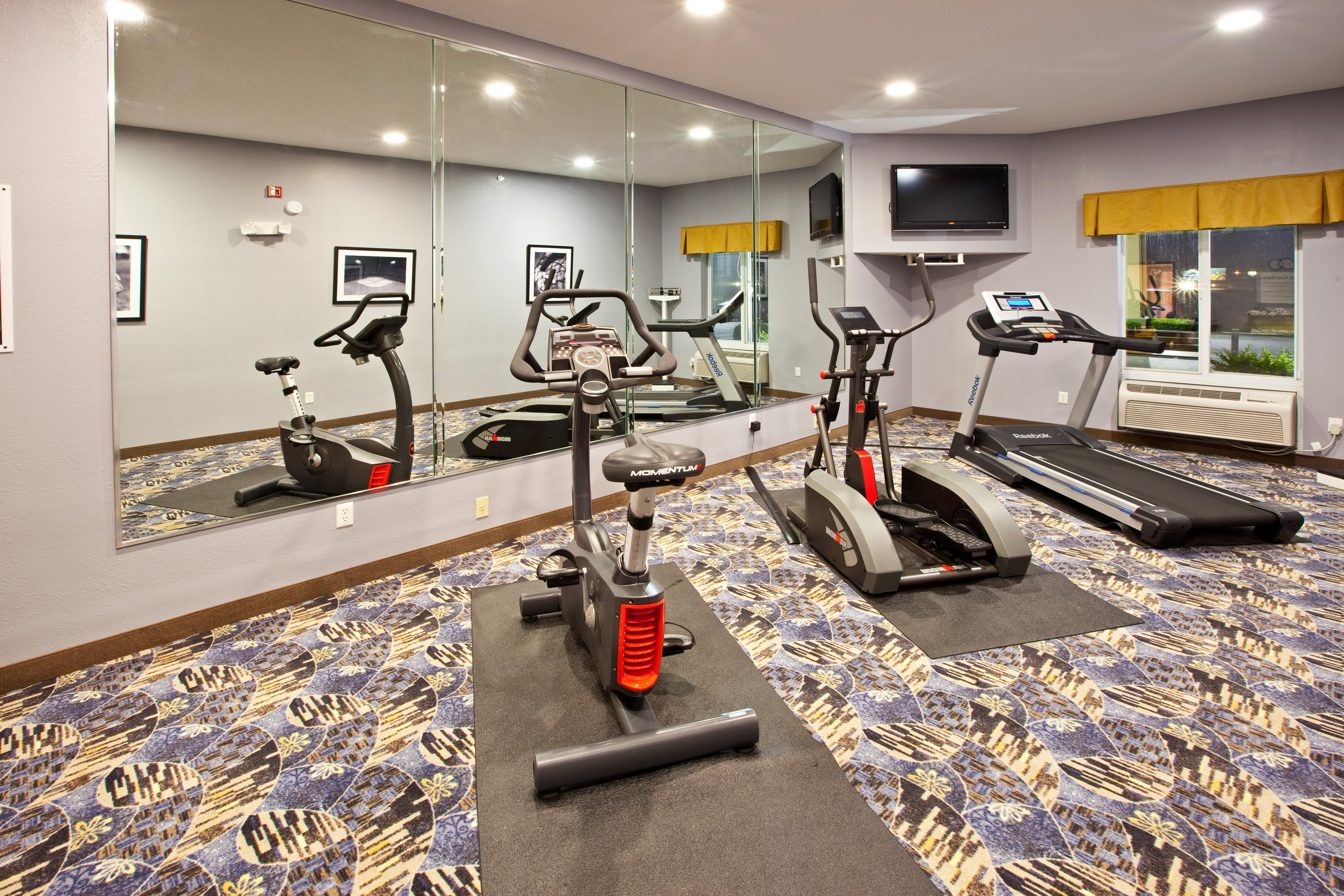 Holiday Inn Express Hotel & Suites Bedford By Ihg Exteriér fotografie